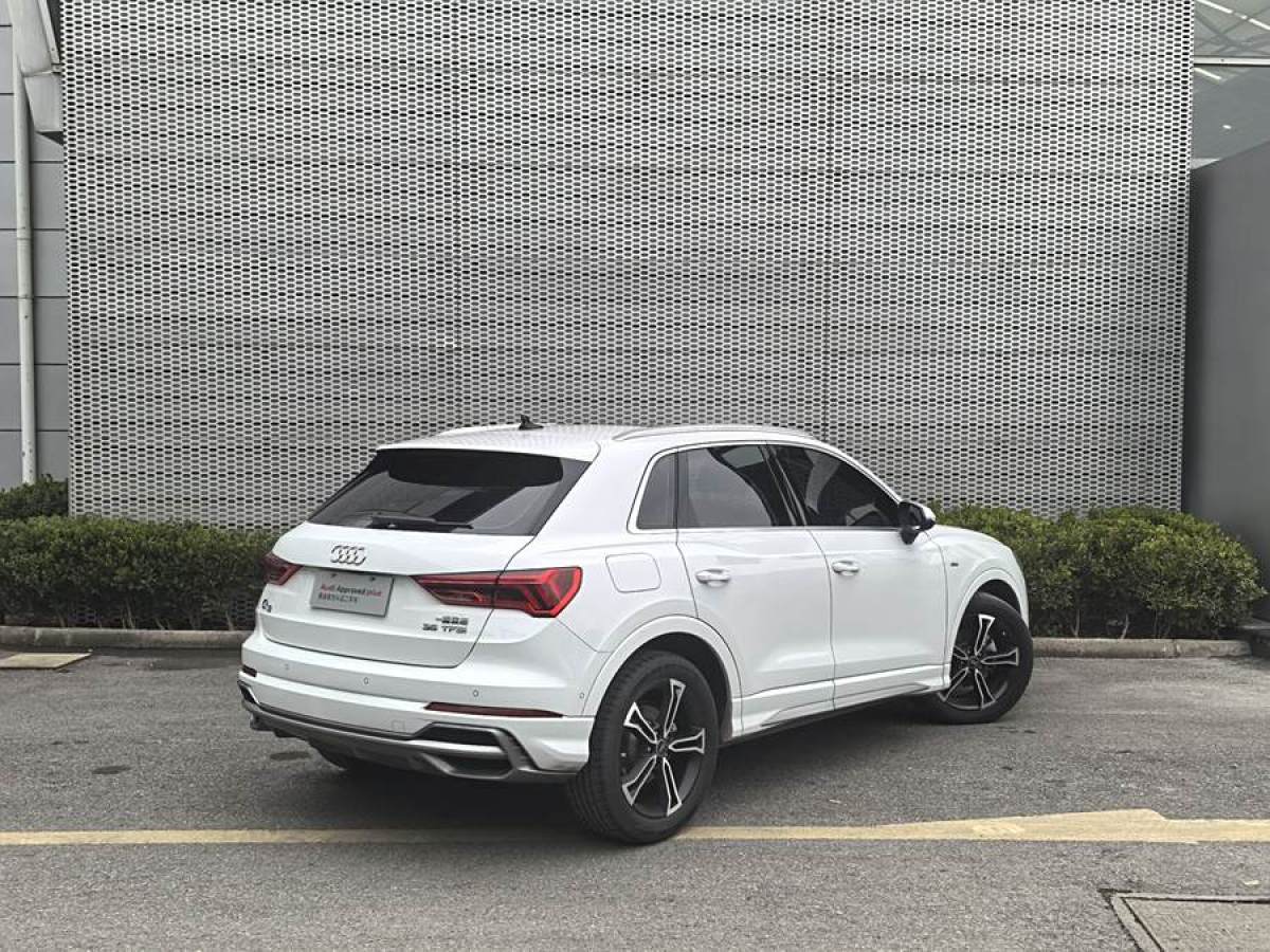 奧迪 奧迪Q3  2019款  35 TFSI 時尚動感型圖片