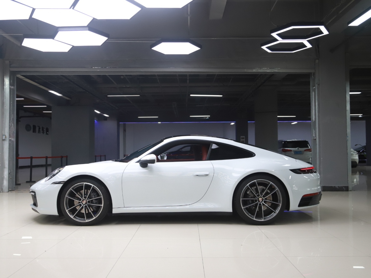 2021年7月保時(shí)捷 911  2020款 Carrera 3.0T