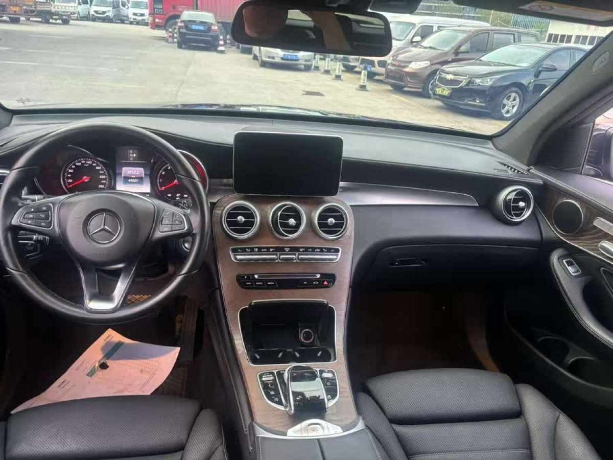 奔馳 奔馳GLC  2018款 改款 GLC 300 4MATIC 豪華型圖片