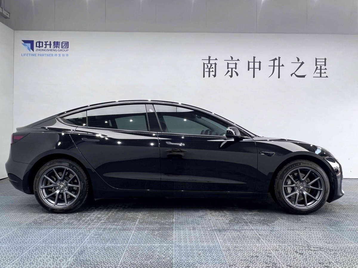 特斯拉 Model Y  2022款 改款 后輪驅(qū)動版圖片