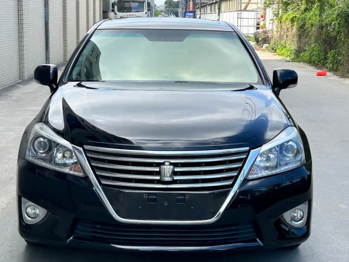 豐田 皇冠  2012款 2.5L Royal Saloon尊貴版圖片