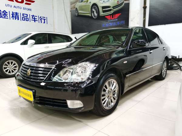 丰田 皇冠  2009款 2.5L Royal特别导航版