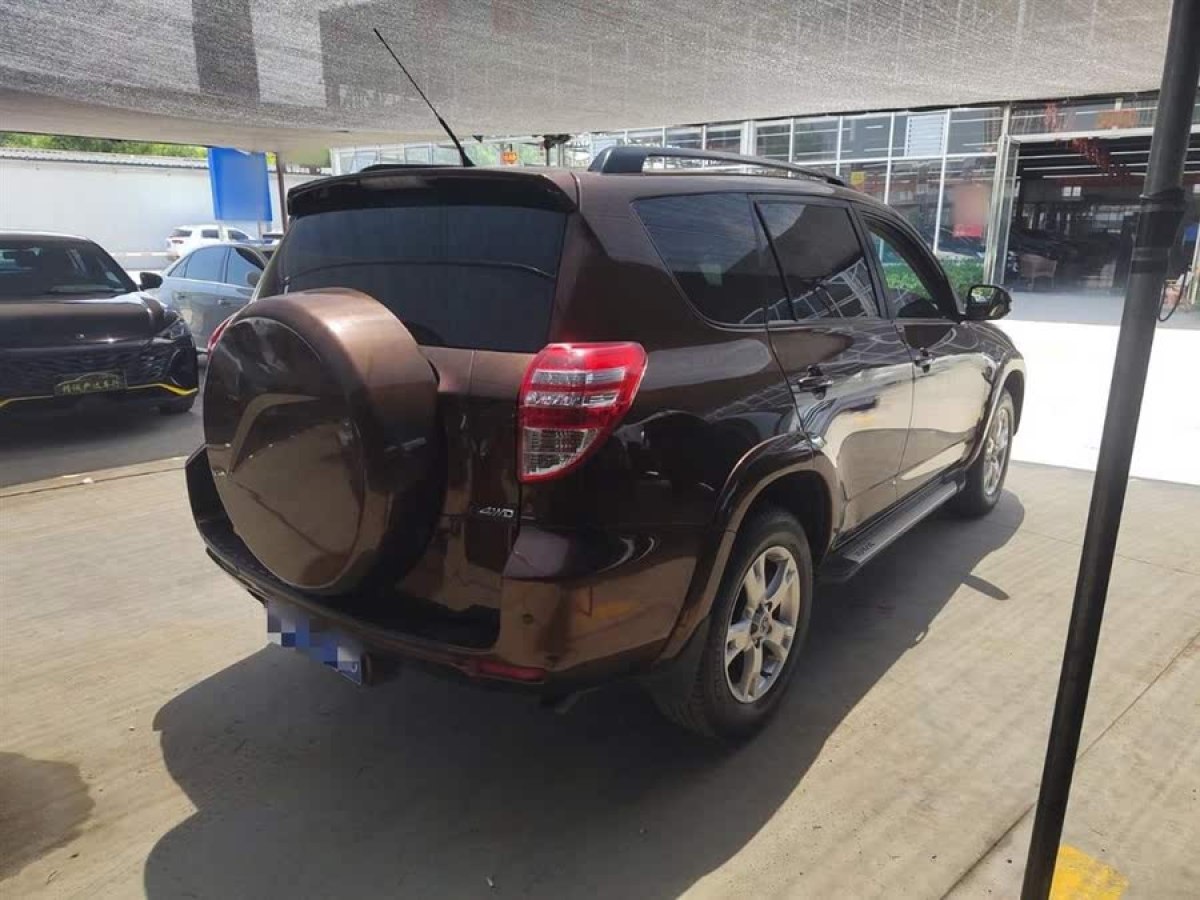 豐田 RAV4榮放  2012款 炫裝版 2.0L 自動四驅(qū)圖片