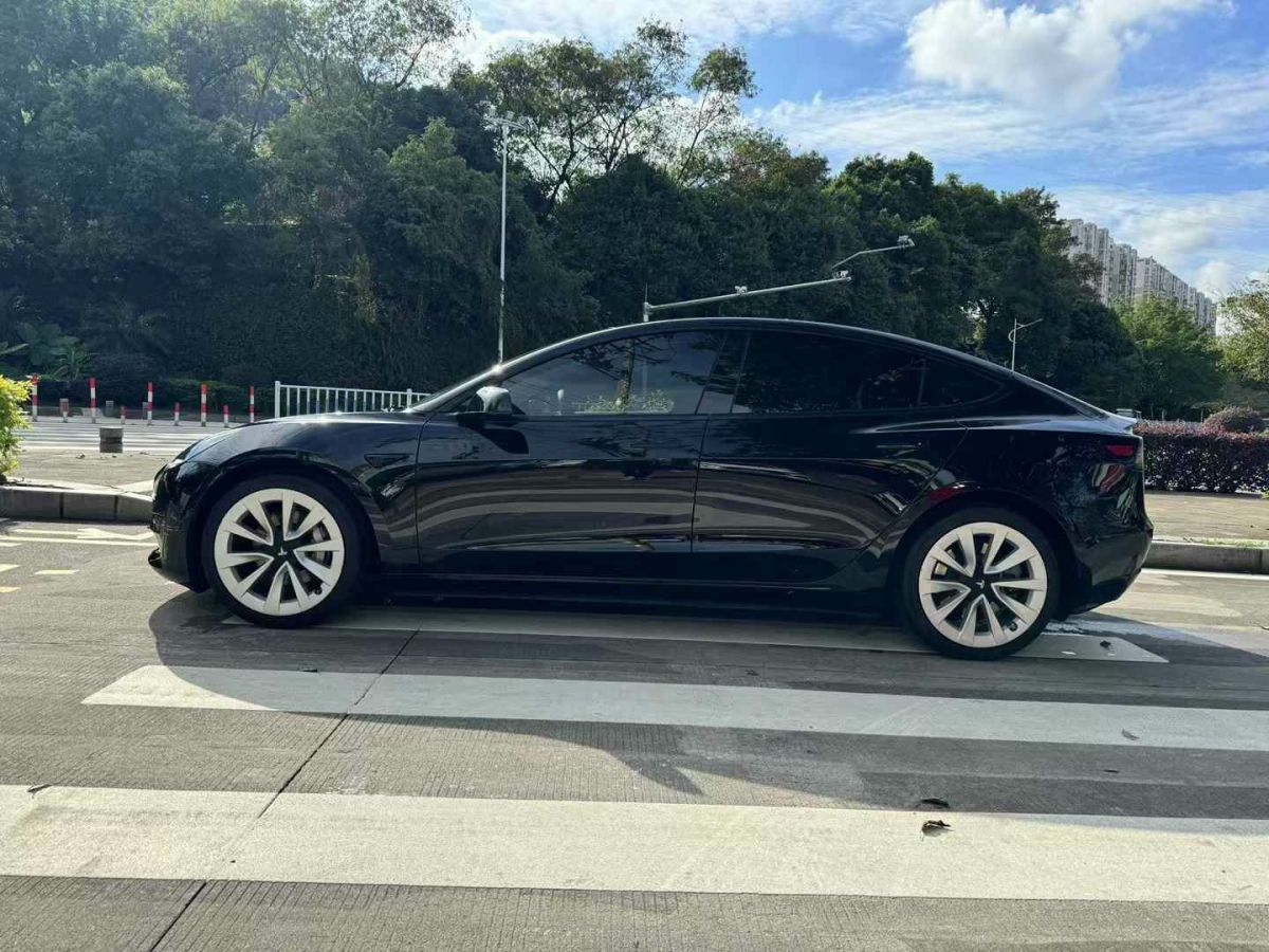 特斯拉 Model S  2021款 Plaid Plus 版圖片