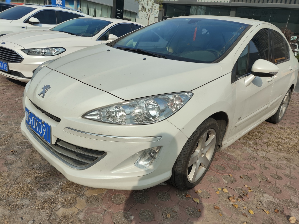 標(biāo)致 408  2013款 2.0L 手動舒適版圖片