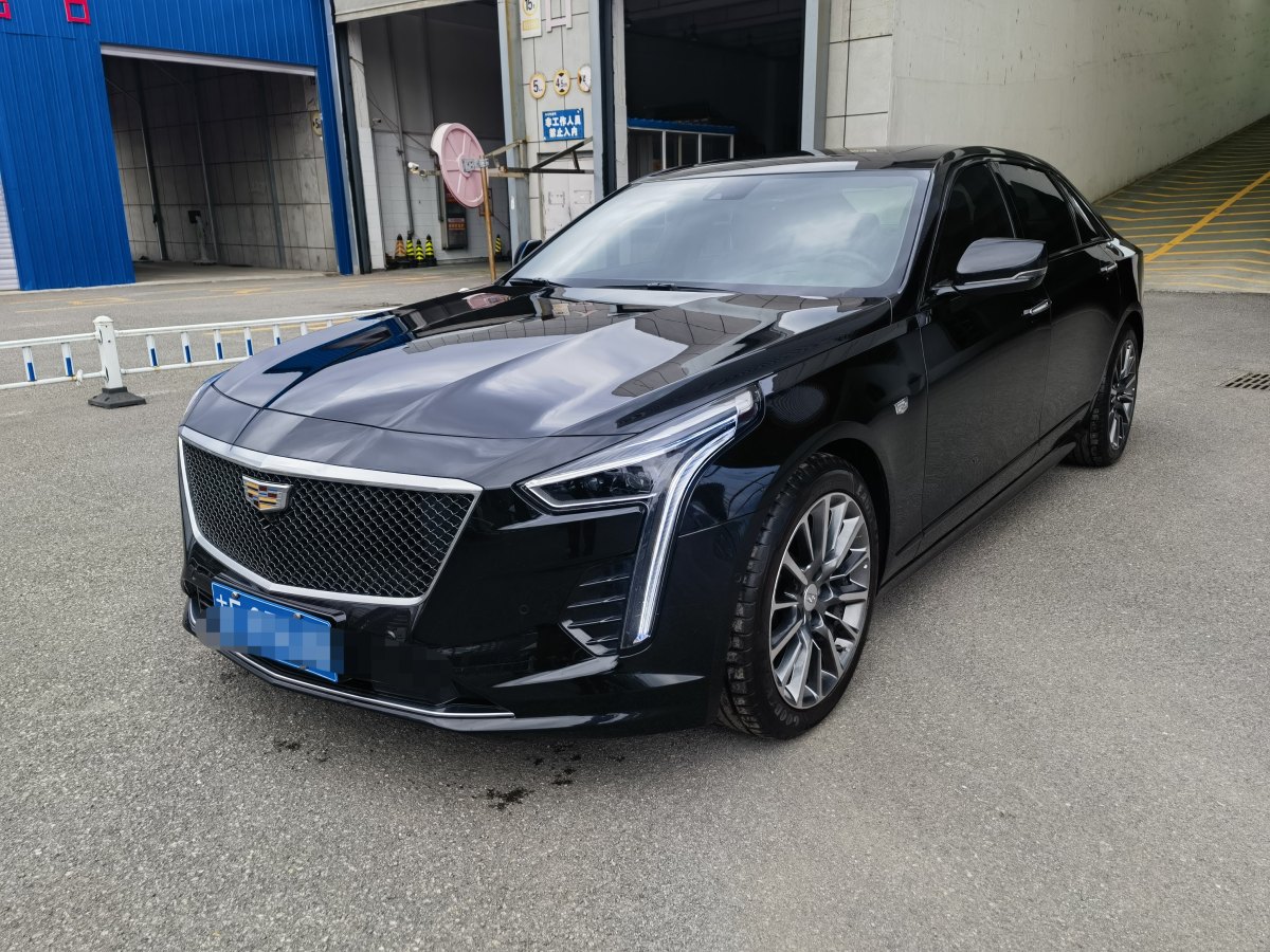 凱迪拉克 CT6  2020款 改款 28T 領(lǐng)先運(yùn)動(dòng)型圖片