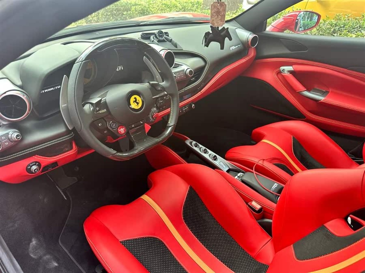 法拉利 F8 Tributo  2019款  3.9T V8圖片