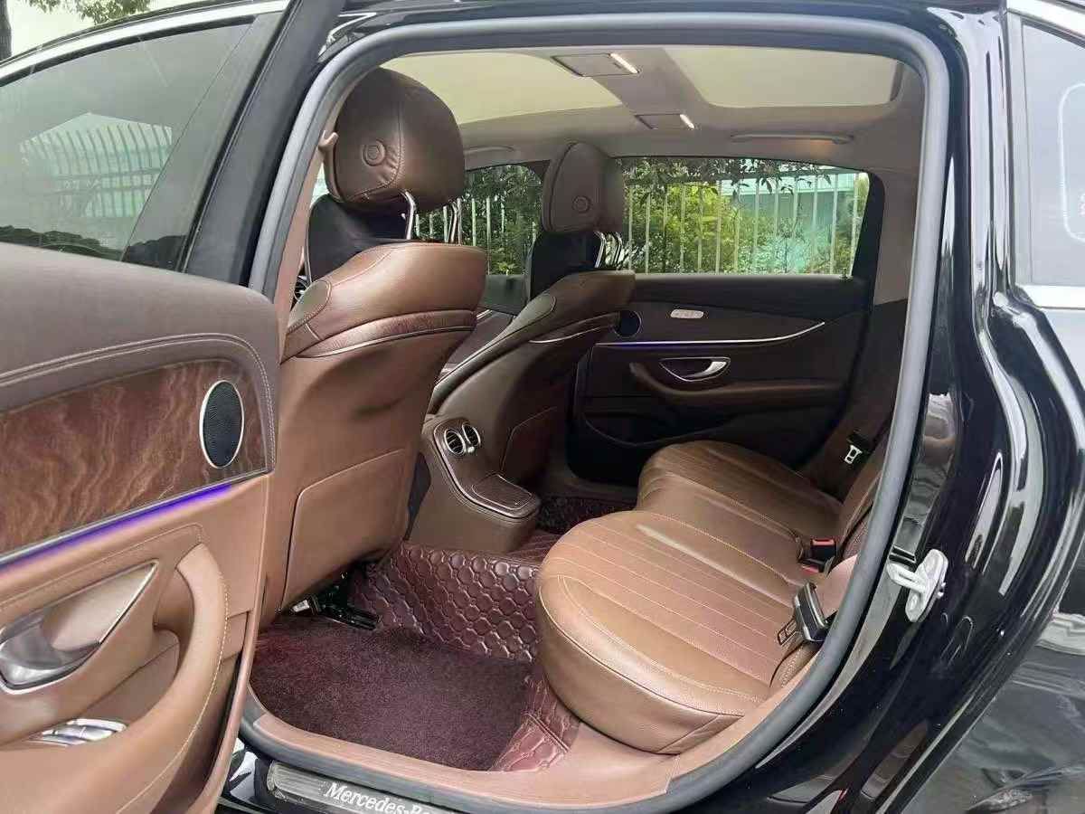奔馳 奔馳E級(jí)  2020款 E 300 L 豪華型圖片