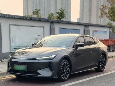 2024年6月 長安 長安UNI-V 智電iDD 藍(lán)鯨智電iDD 136km 智尊型圖片