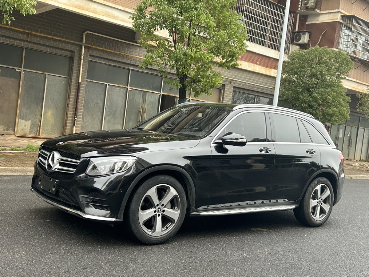 2017年9月奔馳 奔馳GLC  2017款 GLC 300 4MATIC 動感型