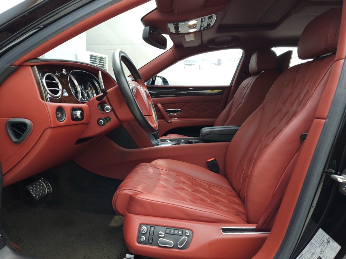 2016年8月宾利 飞驰  2015款 6.0T W12 标准版