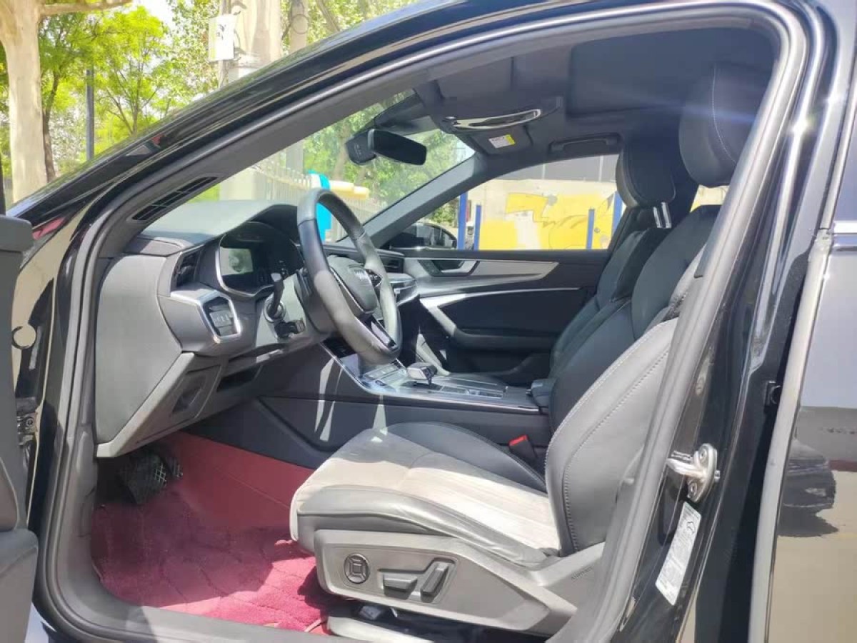 奧迪 奧迪A6L  2022款 40 TFSI 豪華動(dòng)感型圖片