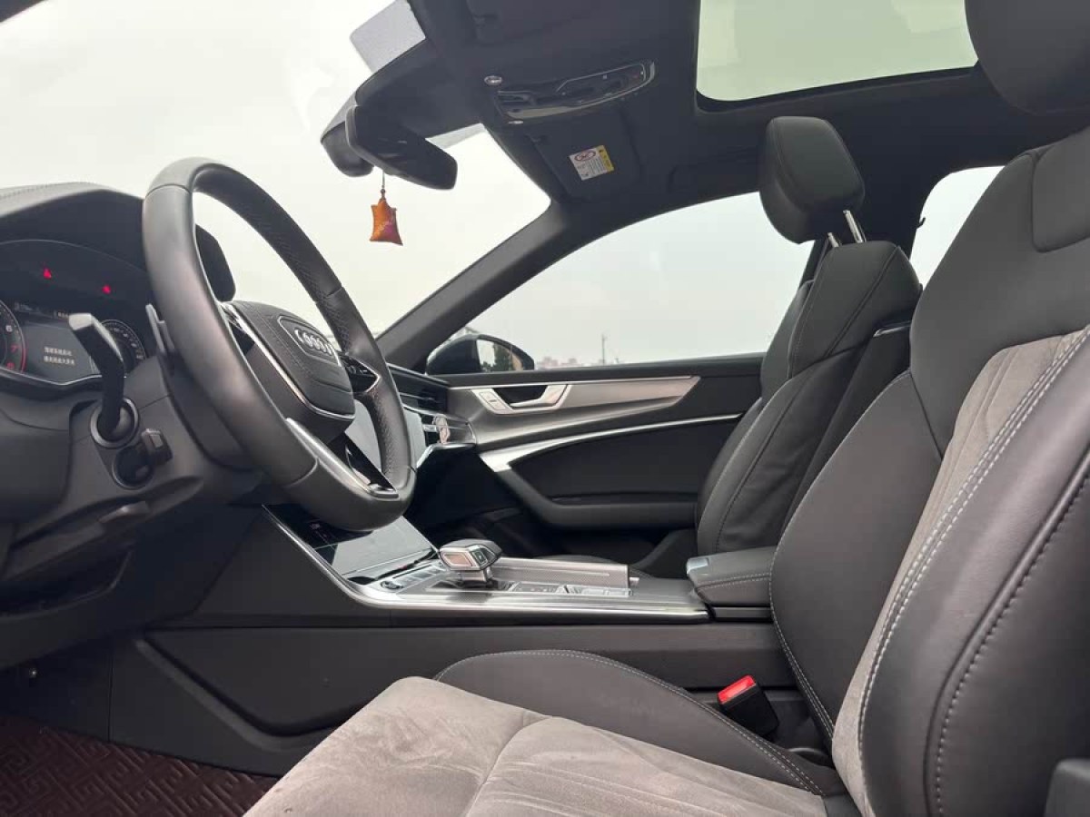 奧迪 奧迪A6L  2023款 改款 40 TFSI 豪華動感型圖片