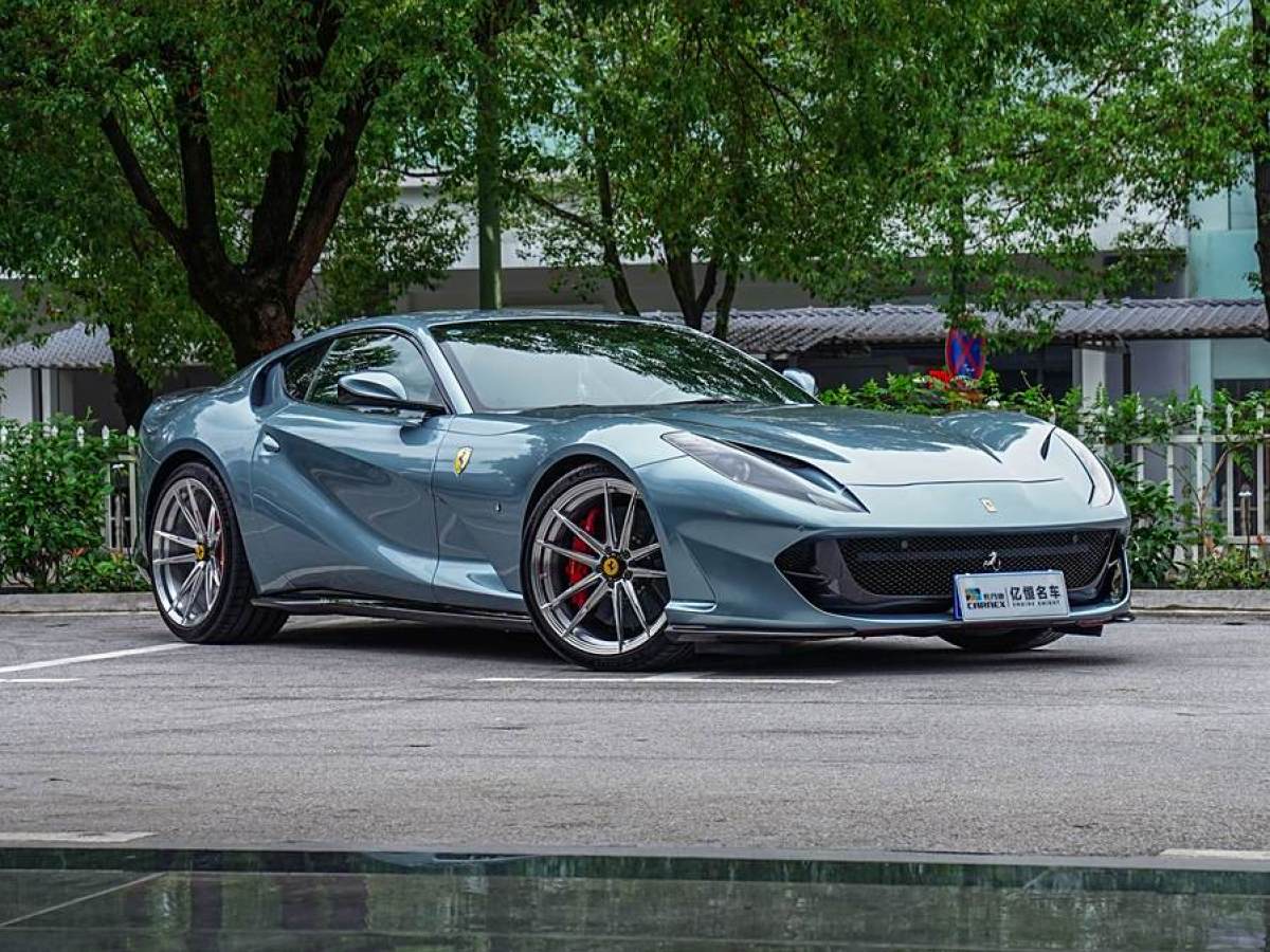 法拉利 812 Superfast  2017款 6.5L 標(biāo)準(zhǔn)型圖片