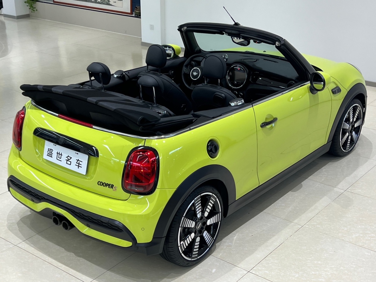 MINI MINI  2022款 2.0T COOPER S CABRIO 黑標(biāo)特別版圖片