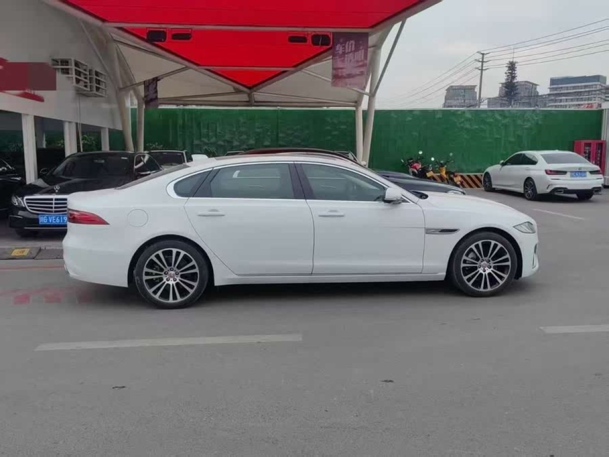 捷豹 XFL  2024款 2.0T P250 兩驅(qū)尊享豪華版圖片