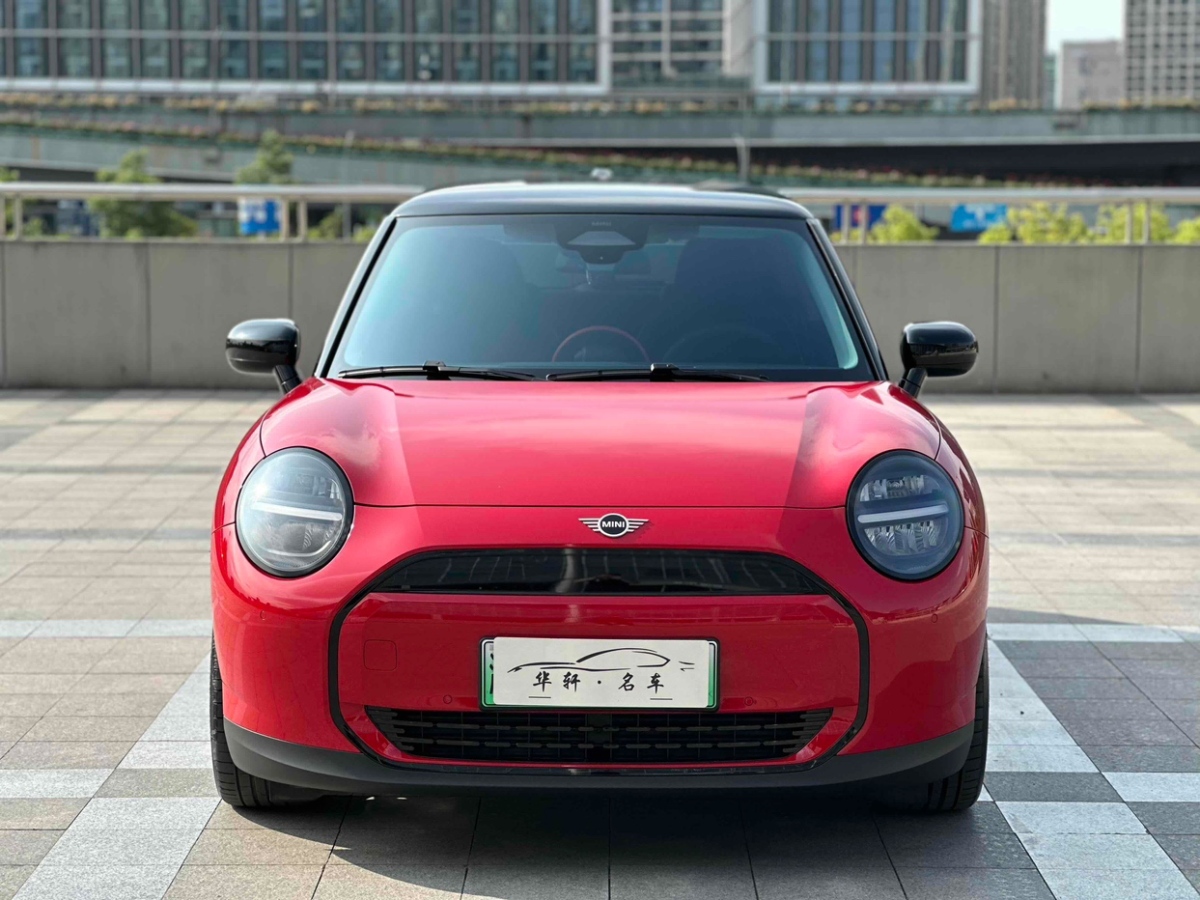 MINI 電動MINI COOPER  2025款 456km COOPER E 經典派圖片