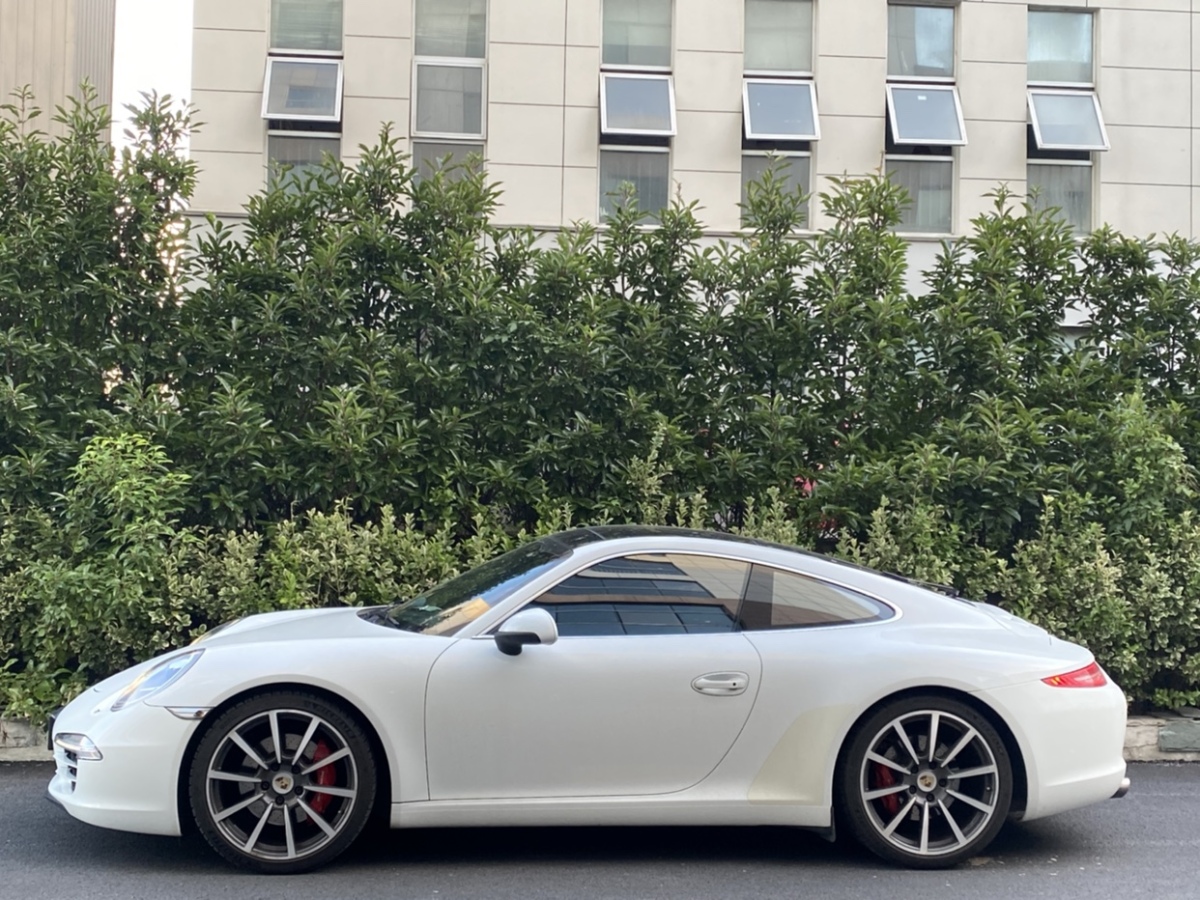 2014年7月保時(shí)捷 911  2012款 Carrera S 3.8L