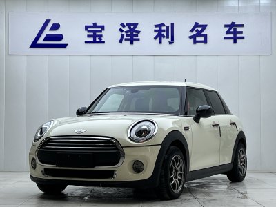 2015年10月 MINI MINI 1.2T ONE 五門版圖片