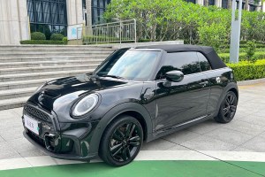 MINI MINI 2.0T COOPER S CABRIO 黑標特別版