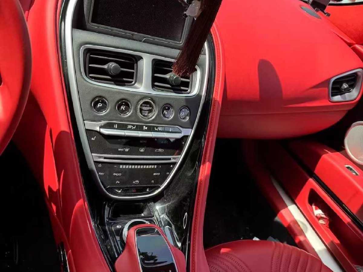 阿斯顿·马丁 阿斯顿・马丁DB11  2019款 5.2T V12 Coupe图片