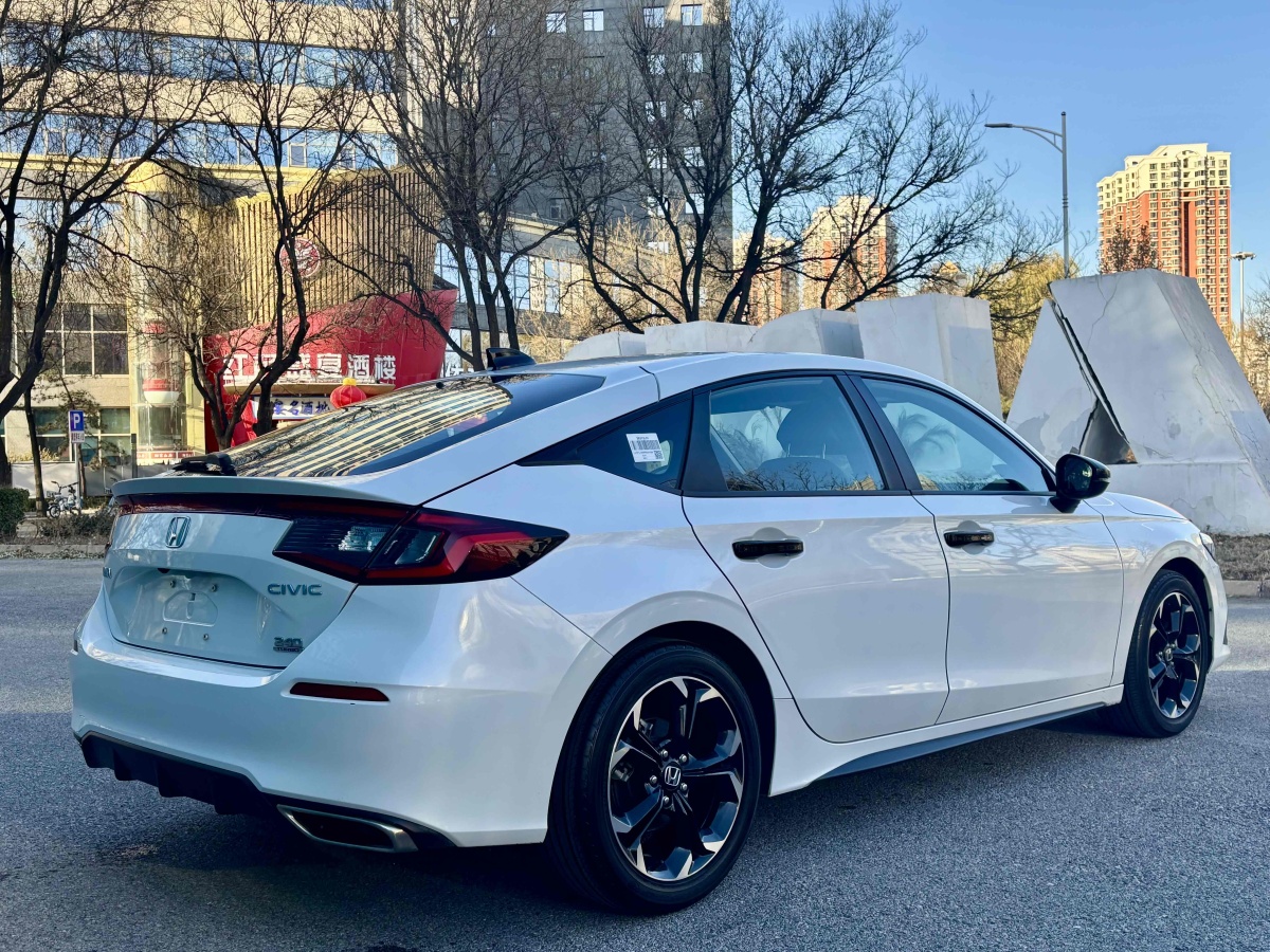 本田 思域  2023款 HATCHBACK 240TURBO CVT極銳版圖片