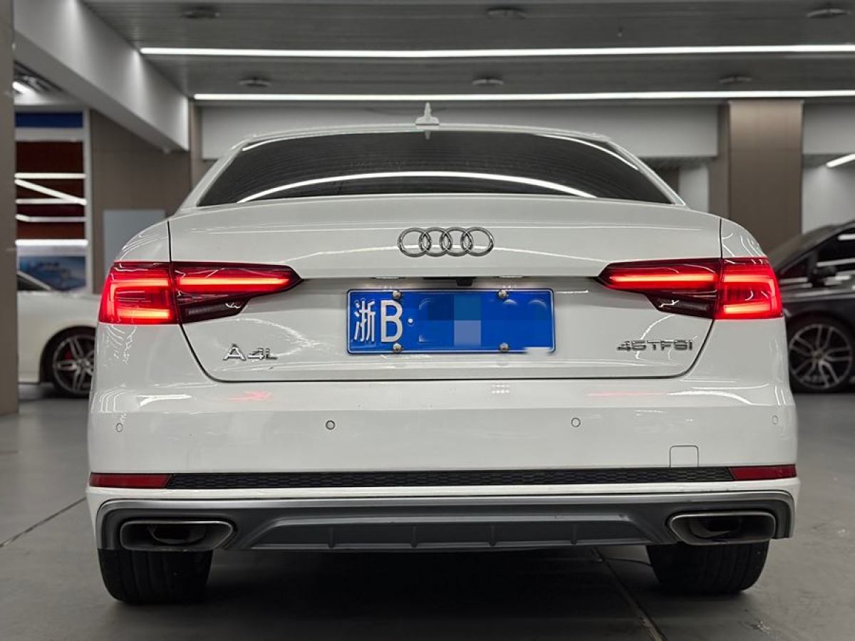 2019年4月奧迪 奧迪A4L  2019款 40 TFSI 運動型 國VI