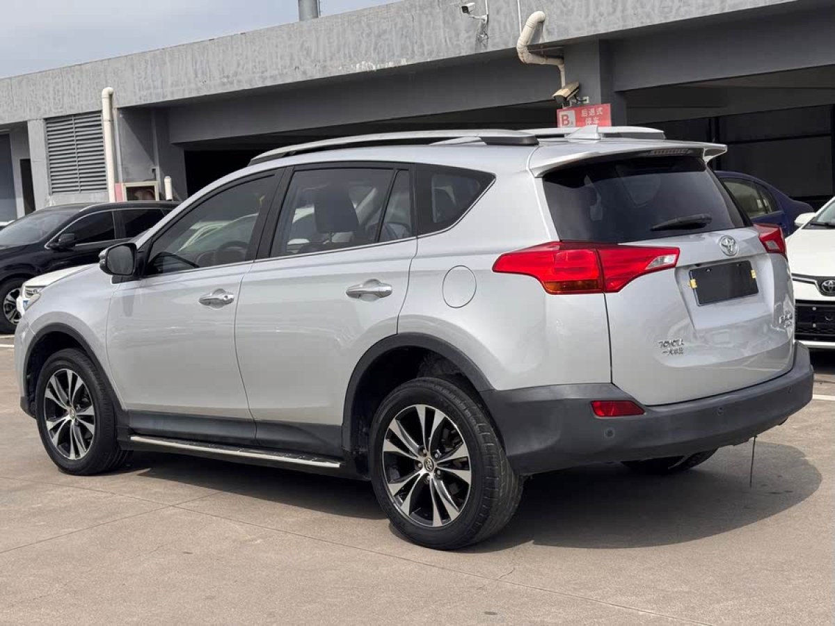 豐田 RAV4榮放  2015款 2.5L 自動(dòng)四驅(qū)精英版圖片