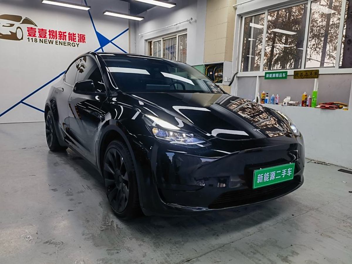 特斯拉 Model 3  2023款 煥新版 后輪驅(qū)動(dòng)圖片