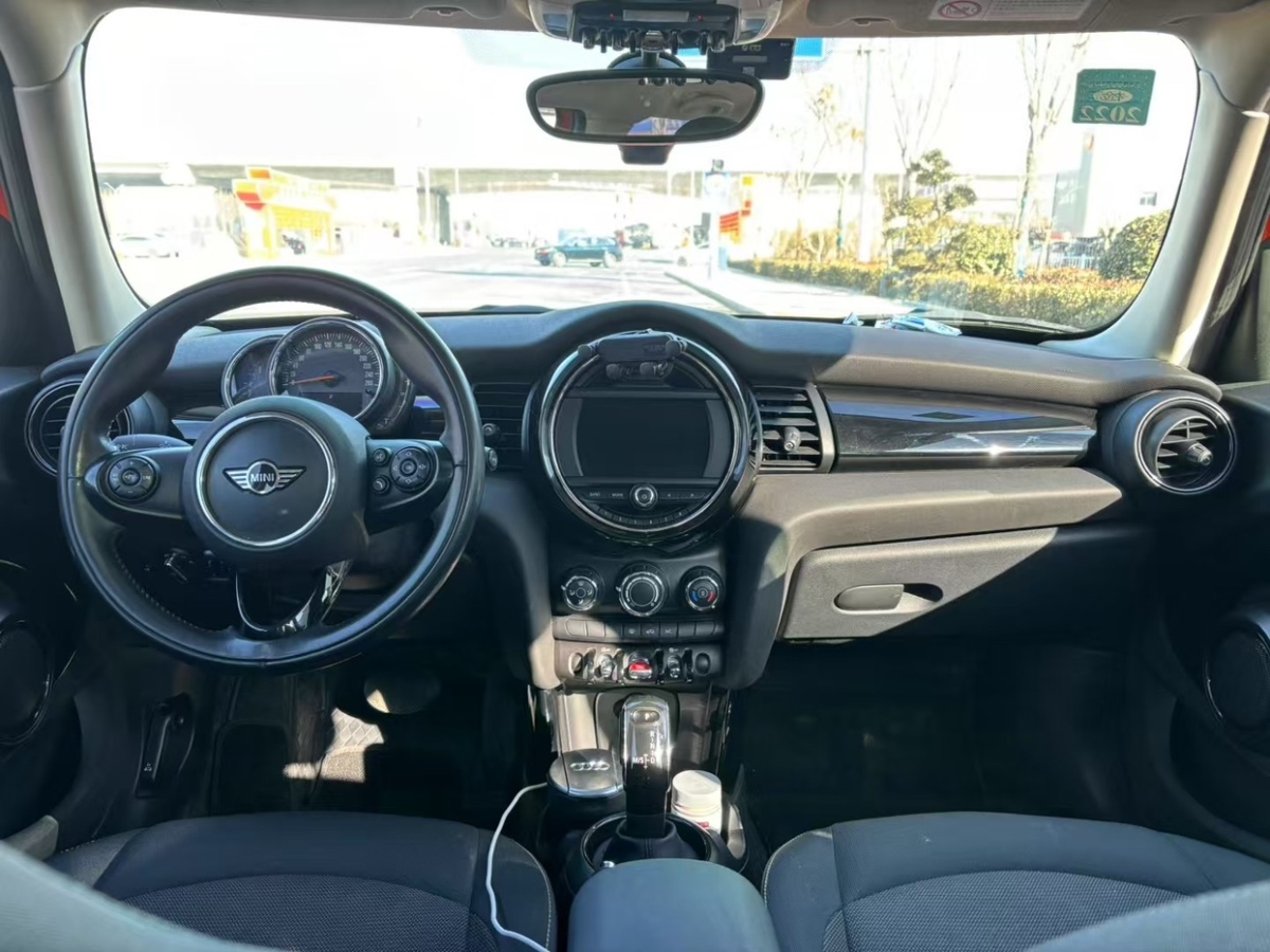 MINI MINI  2019款 1.5T ONE 五門版圖片