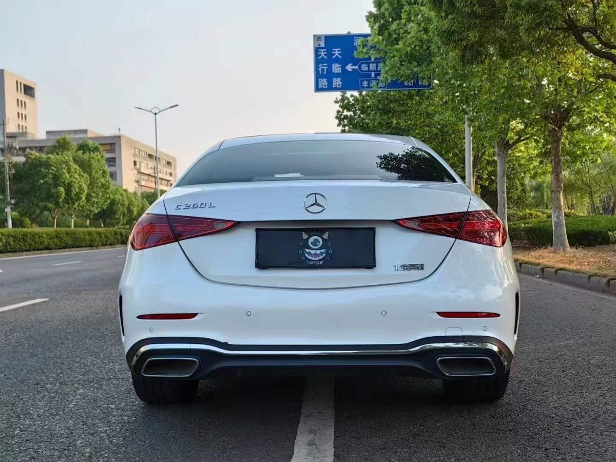 奔馳 威霆  2023款 2.0T 商務(wù)版 7座圖片