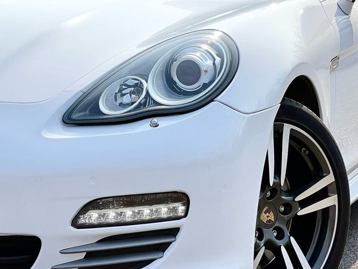 保時(shí)捷 Panamera  2010款 Panamera 4S 4.8L圖片