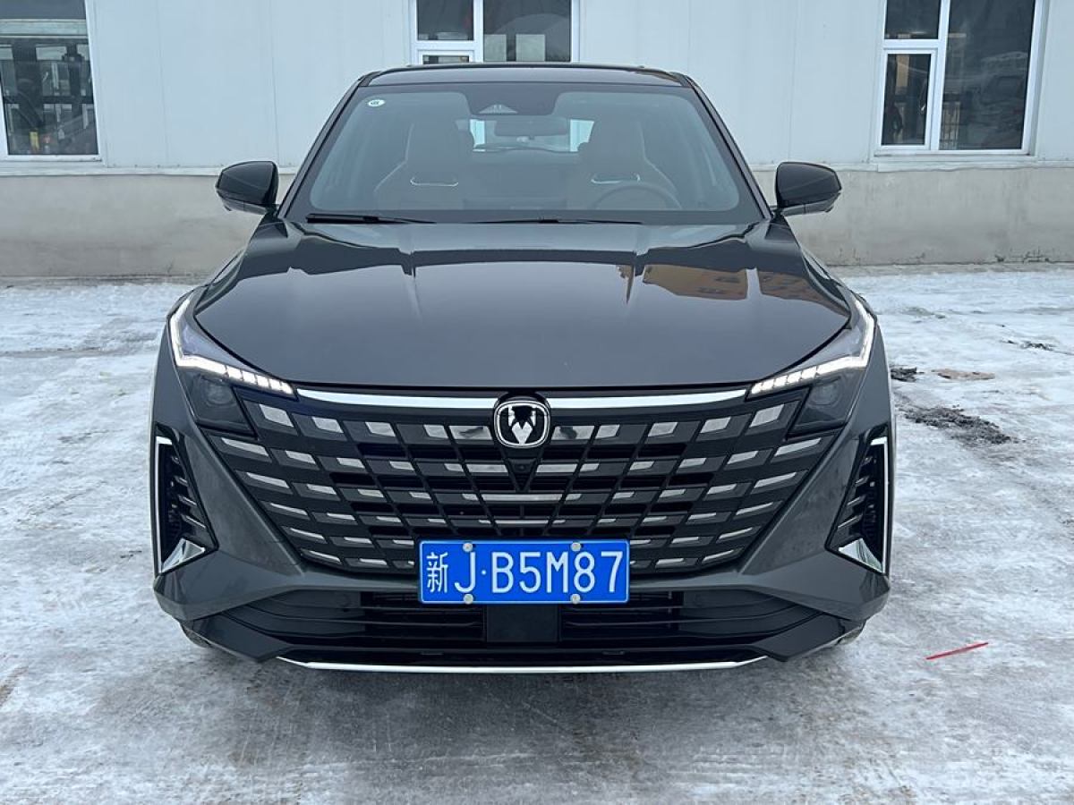 長(zhǎng)安 長(zhǎng)安UNI-Z  2025款 1.5T 豪華型圖片