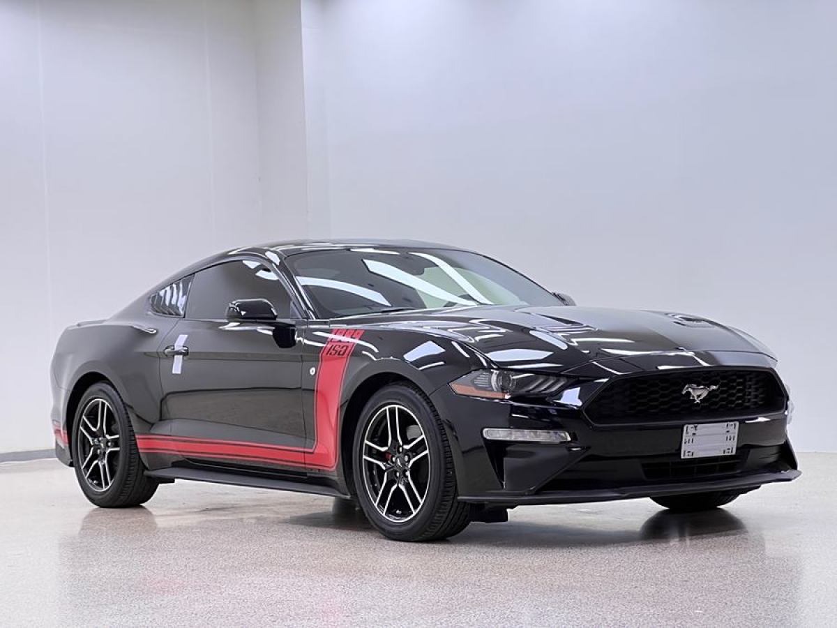 2022年6月福特 Mustang  2020款 2.3L EcoBoost