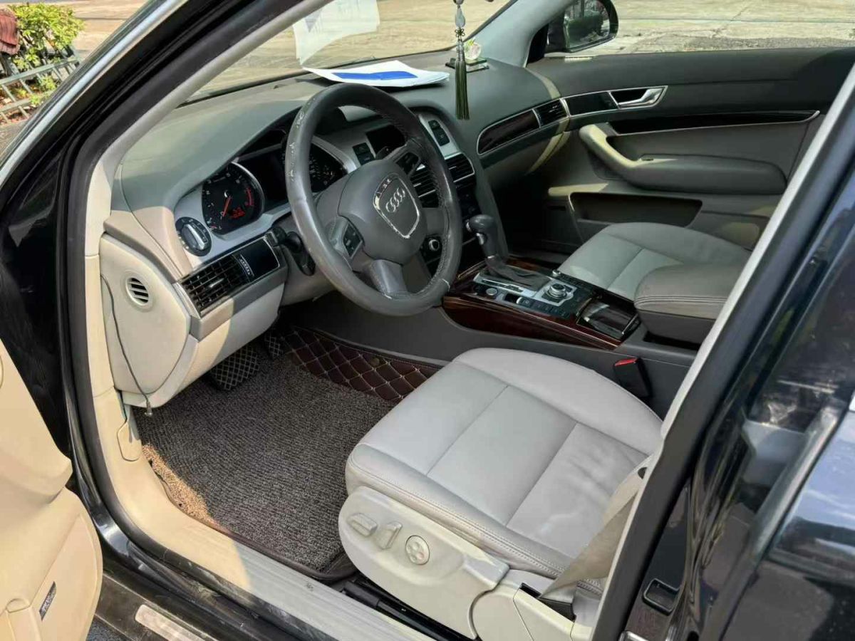 奧迪 奧迪A6L  2012款 A6L 2.8FSI 35FSI Quattro豪華型圖片