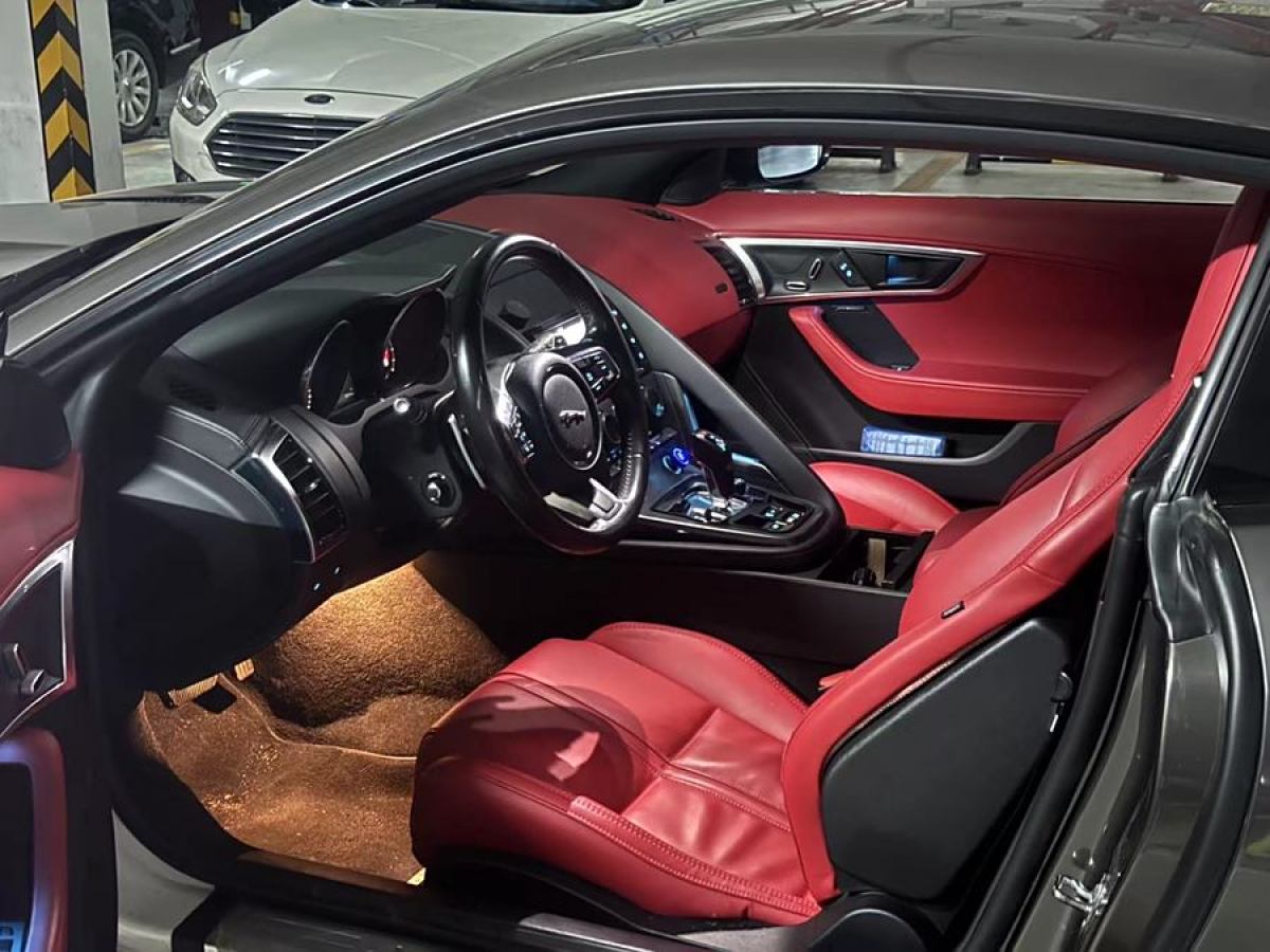 捷豹 F-TYPE  2016款 3.0T 硬頂版圖片