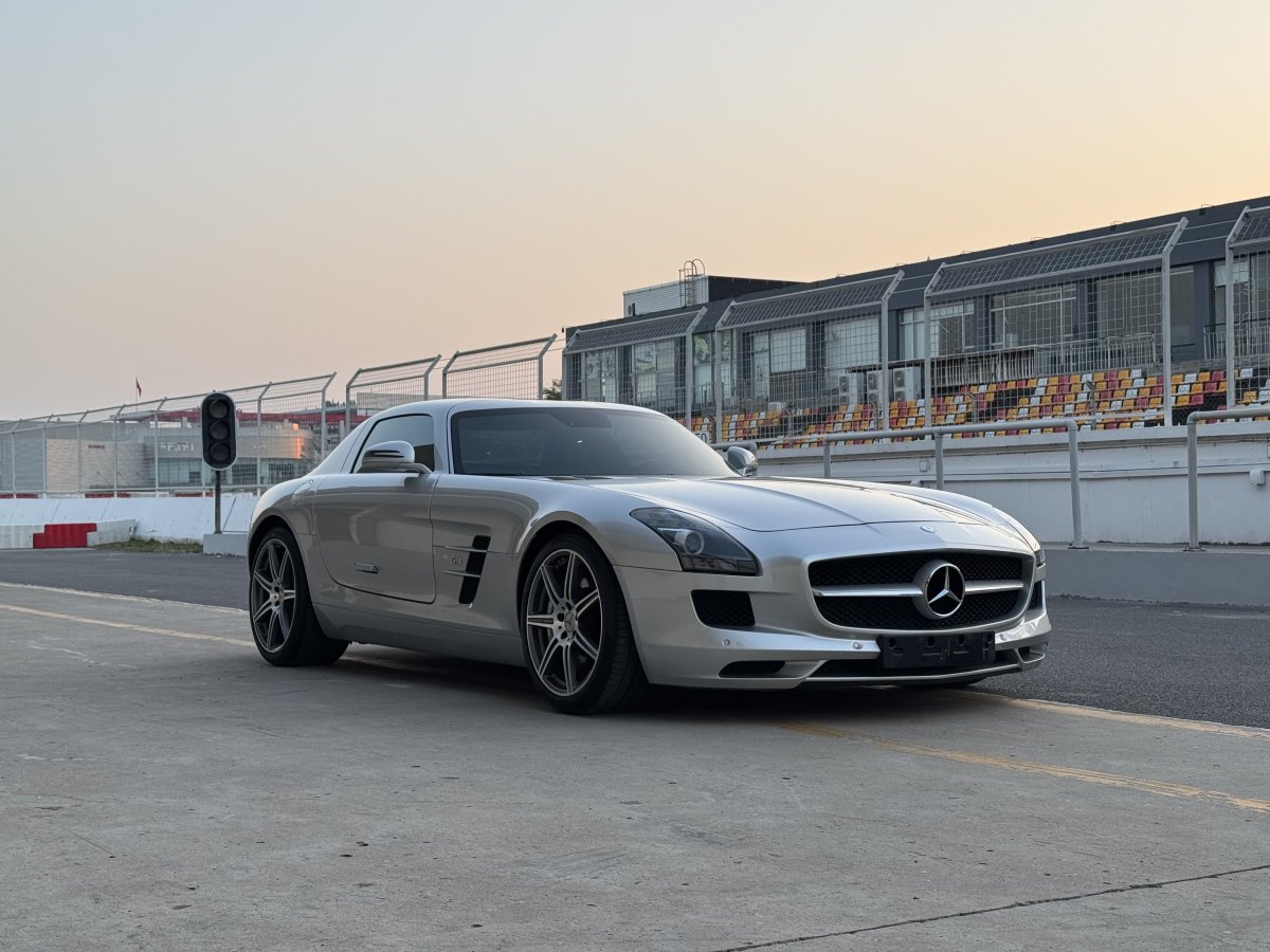 2013年7月奔馳 奔馳SLS級AMG  2011款 SLS AMG