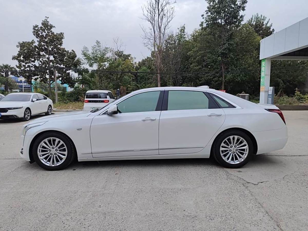 凱迪拉克 CT6  2017款 28T 豪華型圖片