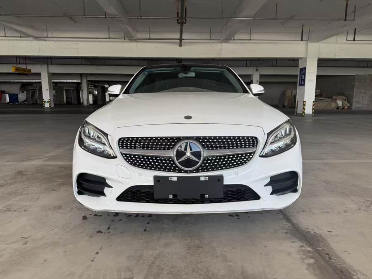 奔馳 奔馳C級(jí)  2019款 改款 C 260 L 運(yùn)動(dòng)版圖片