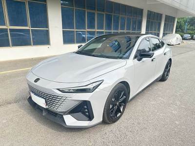 2022年9月 長(zhǎng)安 長(zhǎng)安UNI-V 1.5T 尊貴型圖片