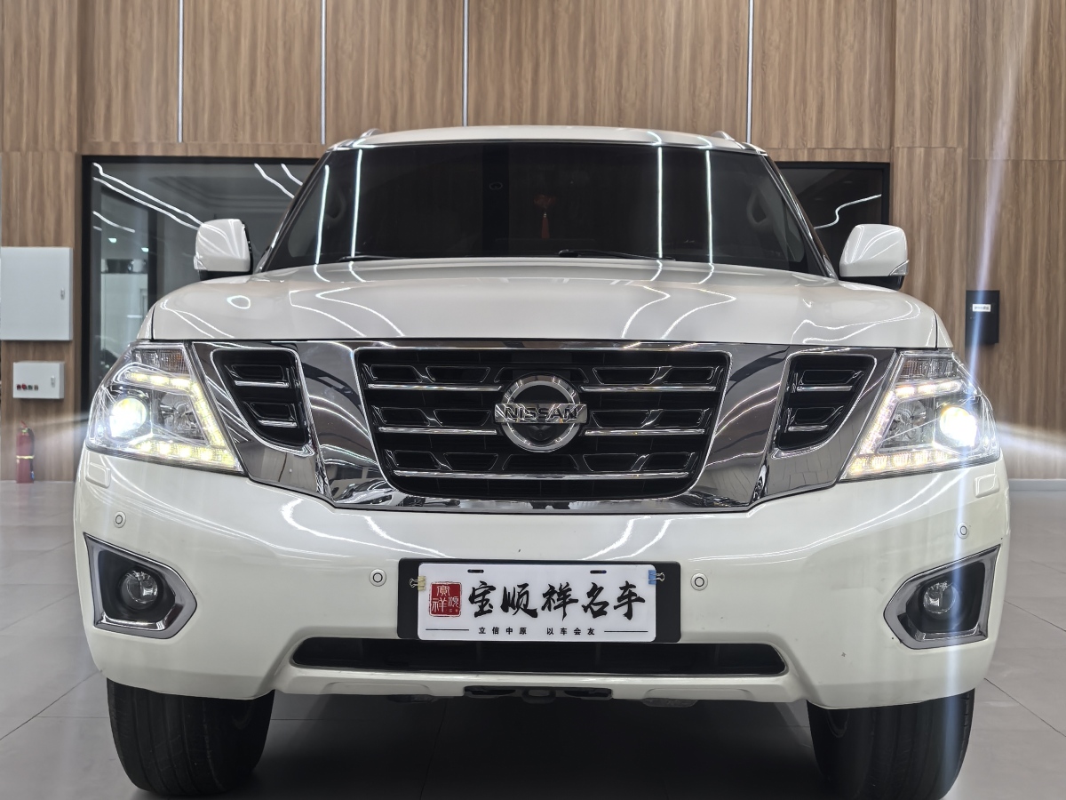 日產(chǎn) 途樂  2018款 4.0L 鉑金型圖片