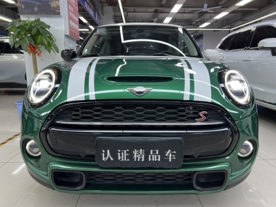 2020年9月 MINI MINI 2.0T COOPER S 賽車(chē)手圖片