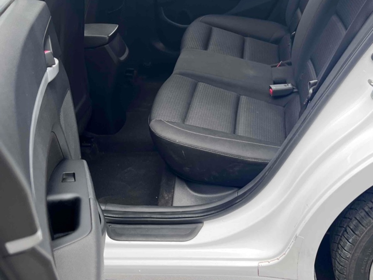 現(xiàn)代 領(lǐng)動  2016款 1.6L 自動智炫?青春型圖片