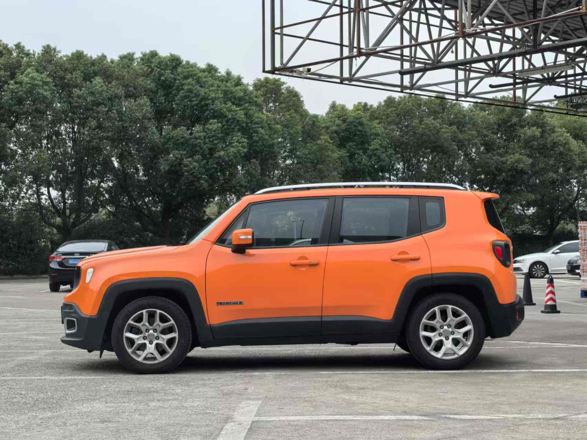 Jeep 自由俠  2017款 180T 自動(dòng)勁能版圖片