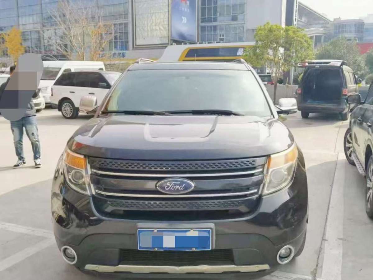 福特 探險(xiǎn)者  2013款 3.5L 尊享型圖片