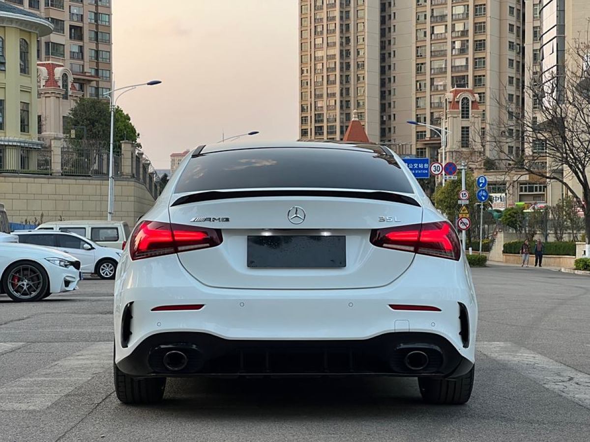 奔馳 奔馳A級(jí)AMG  2022款 AMG A 35 L 4MATIC 熾夜特別版圖片