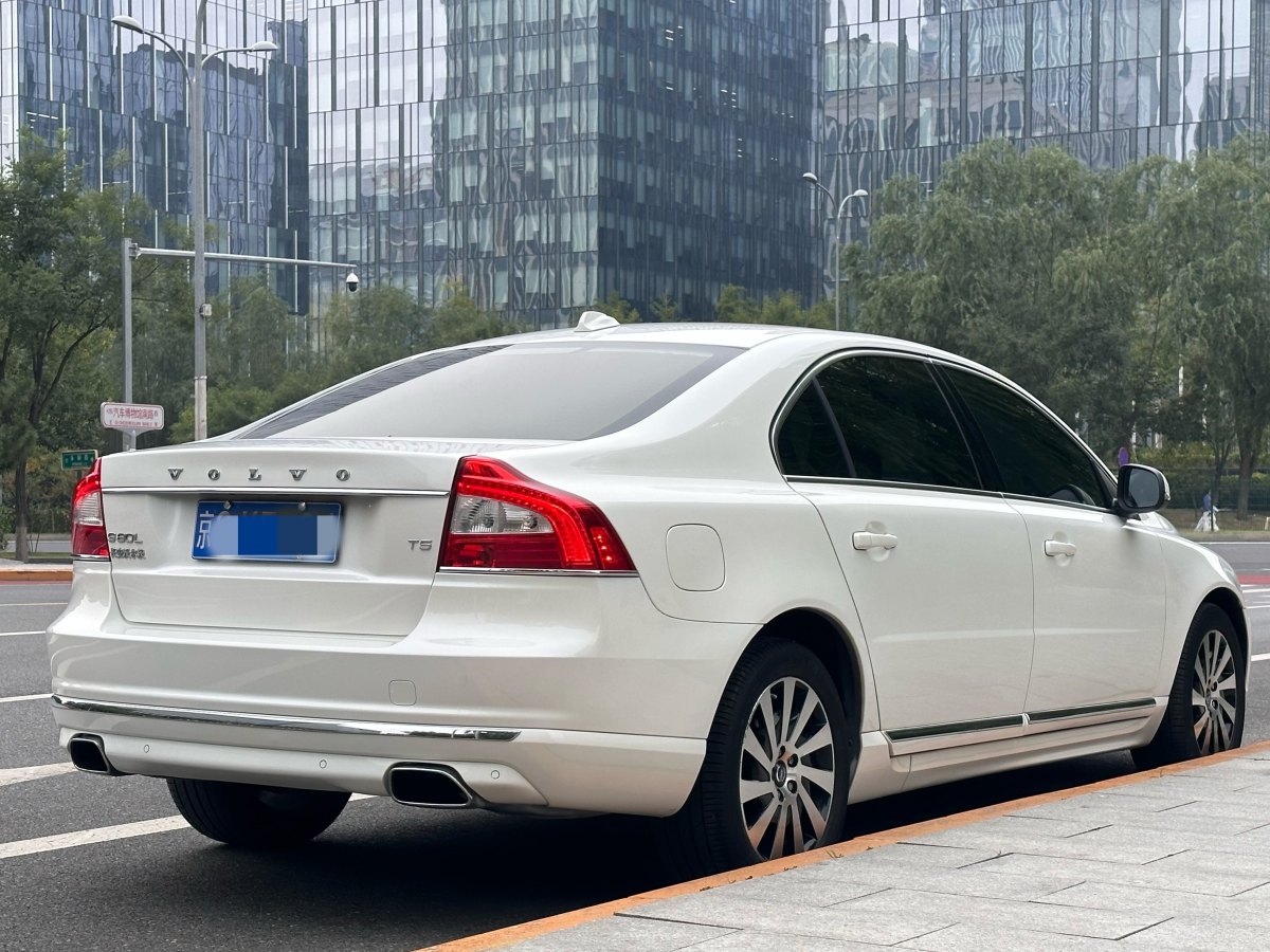 沃爾沃 S80L  2014款 2.0T T5 智尊行政版圖片