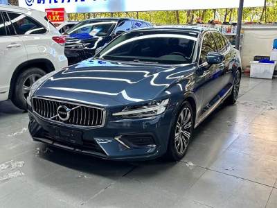 2020年4月 沃爾沃 S60L T4 智遠(yuǎn)運(yùn)動版圖片