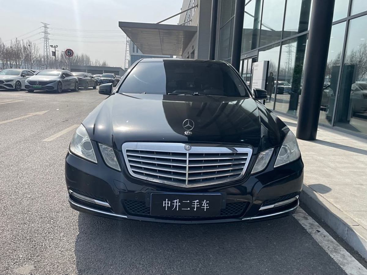 奔馳 奔馳E級  2013款 E 260 L CGI優(yōu)雅型圖片