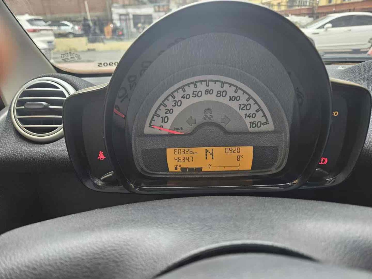 smart fortwo  2012款 1.0 MHD 硬頂標準版圖片